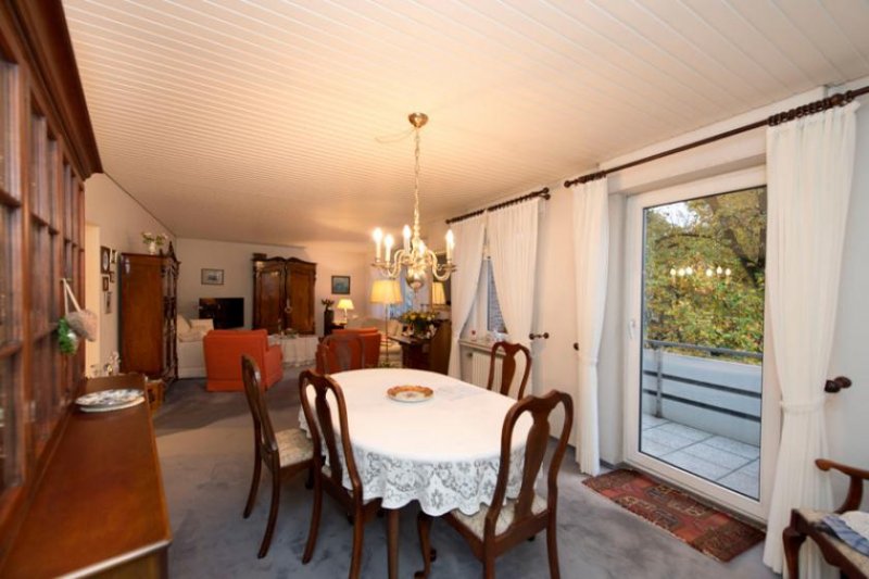 Bremen Großzügige Eigentumswohnung mit 2 Balkonen in TOP-LAGE von Schwachhausen Wohnung kaufen