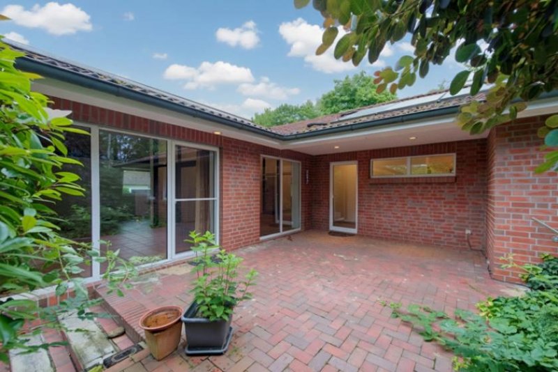 Bremen Schönebeck ! Freistehendes, großzügiges Einfamilienhaus mit wunderschönem Grundstück Haus kaufen