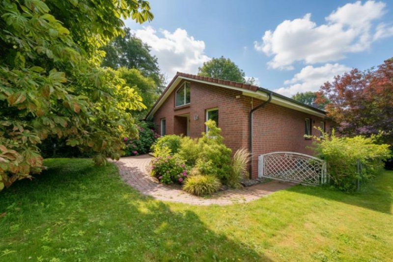 Bremen Schönebeck ! Freistehendes, großzügiges Einfamilienhaus mit wunderschönem Grundstück Haus kaufen