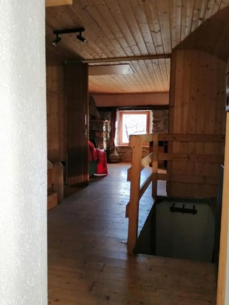 Gurrone Traumlage! Alleinlage die erklommen werden möchte! Adlerhorst mit Pool und Seesicht oberhalb von Canobbio Haus kaufen