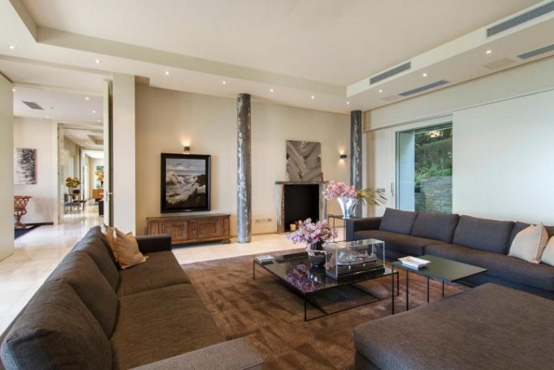 Stresa Seevilla mit Park und eigenem Strand! Haus kaufen