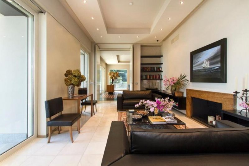 Stresa Seevilla mit Park und eigenem Strand! Haus kaufen