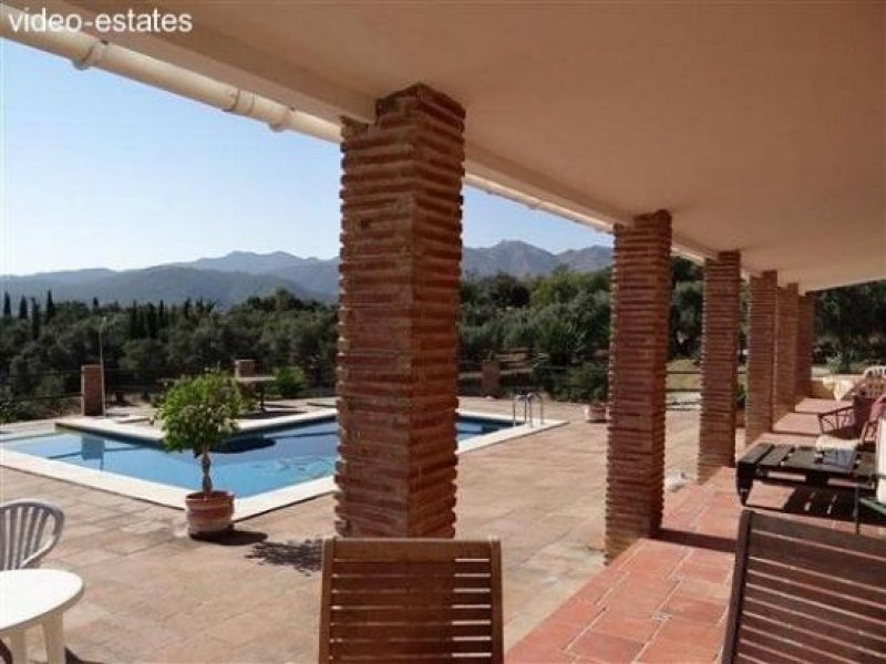 Monda Finca mit Pferdestallungen Haus kaufen