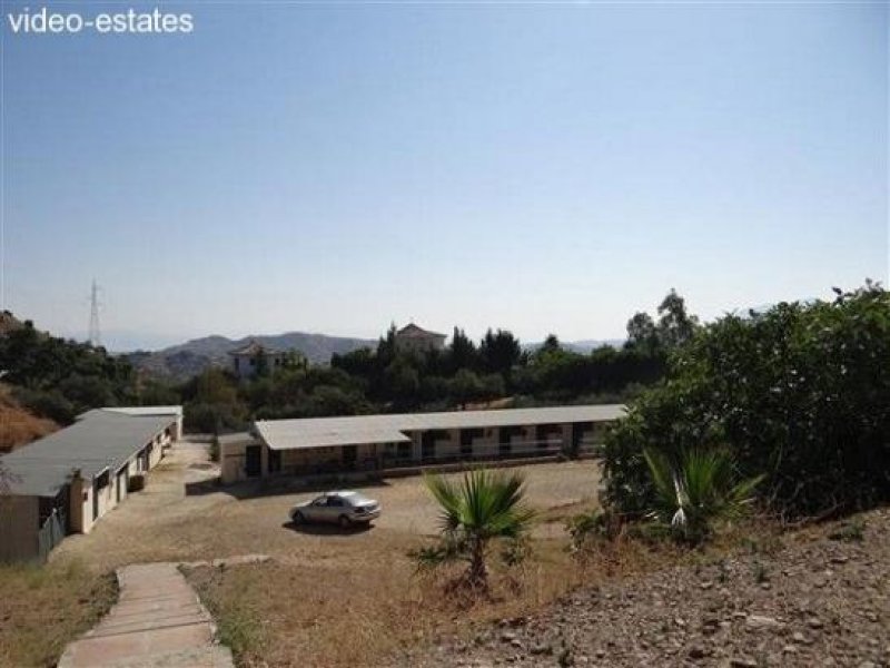 Monda Finca mit Pferdestallungen Haus kaufen