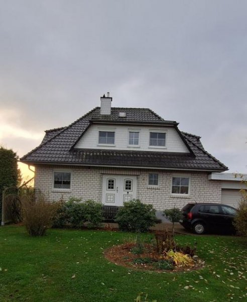 Dedelstorf Einfamilienhaus mit viel Platz in ruhiger ländlicher Lage Haus kaufen