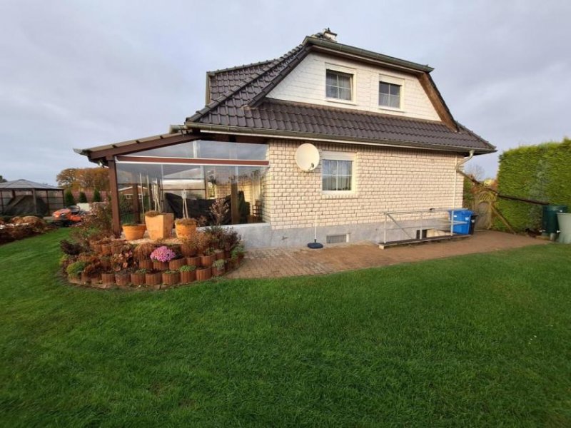 Dedelstorf Einfamilienhaus mit viel Platz in ruhiger ländlicher Lage Haus kaufen
