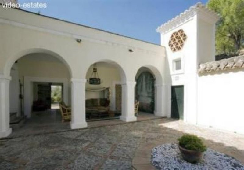 Ronda Finca mit 40 000 m² Grundstück Haus kaufen