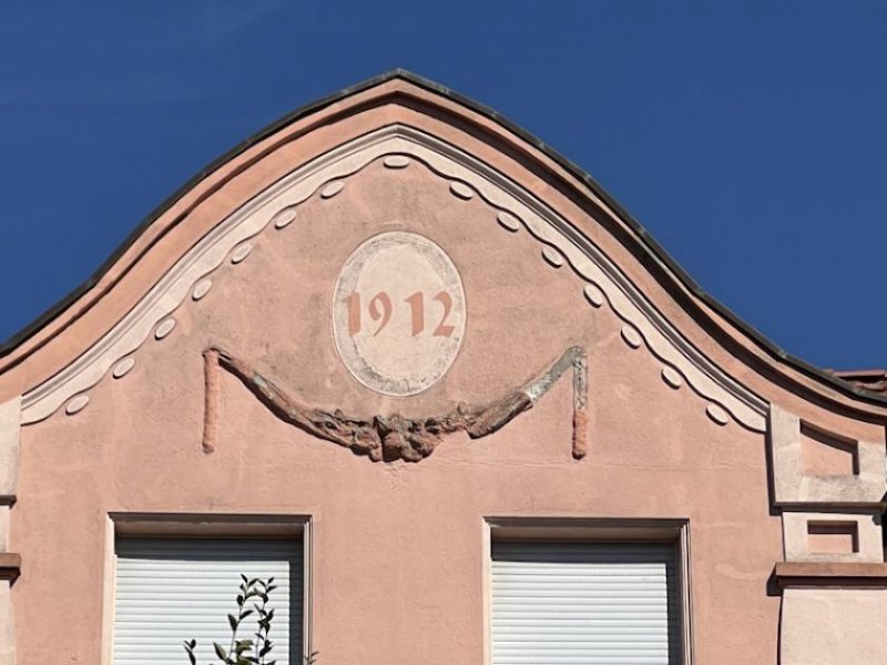 Salzwedel (Hansestadt) MFH mit traumhafter Fassade und Potenzial Haus kaufen