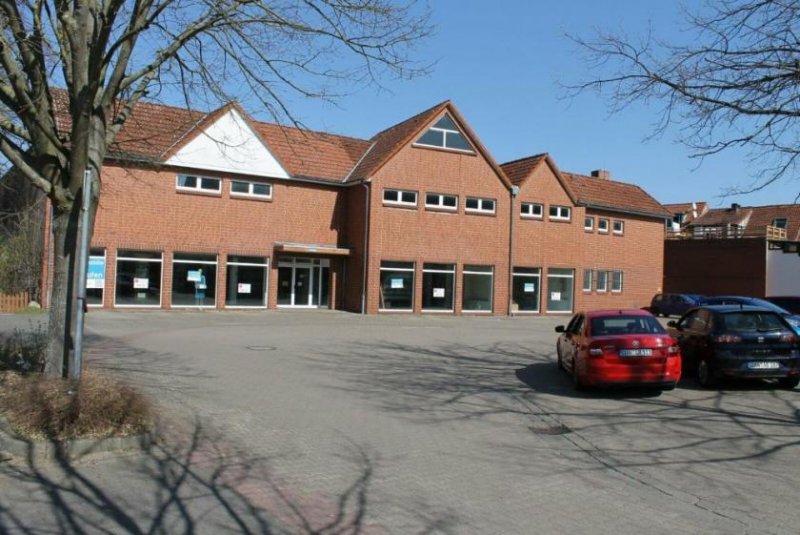 Lüchow (Wendland) Wohn- und Geschäftshaus / Möbelhaus / Einzelhandelsflächen /// in zentraler Innenstadtlage Gewerbe kaufen