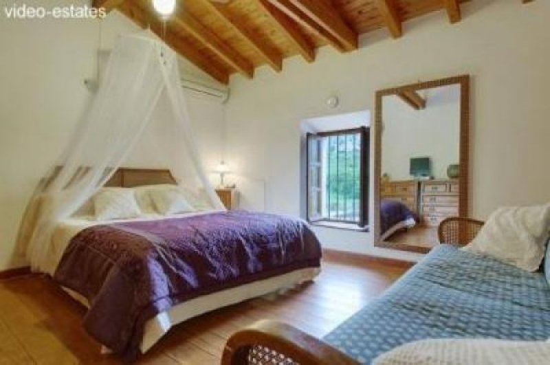 Pizarra Finca, kann auch als kleines Hotel genutzt werden Haus kaufen