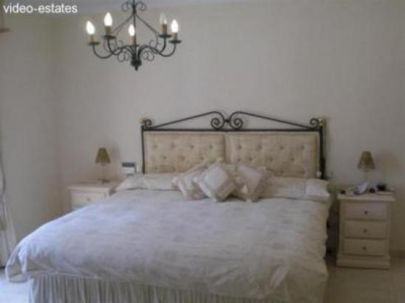 Artola Villa in Las Chapas Haus kaufen