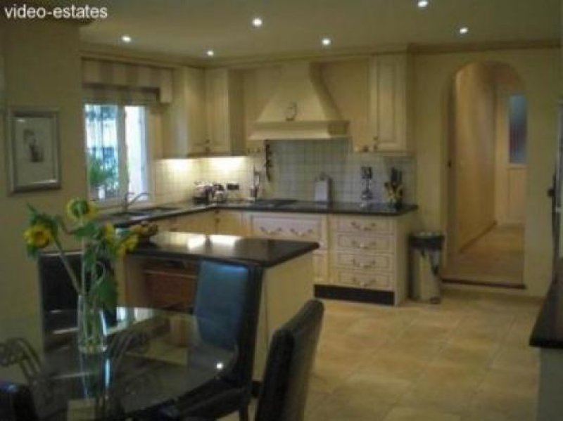 Artola Villa in Las Chapas Haus kaufen