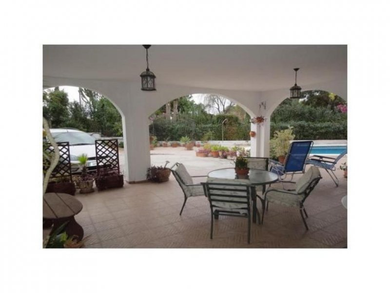 Marbella-Ost HDA-Immo.eu: perfekte Villa in Marbella-Ost (El Rosario) in Strandnähe zu verkaufen Haus kaufen