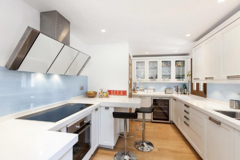 Marbella Andalusische Villa in perfekter Lage nahe Zentrum und Strand Haus kaufen