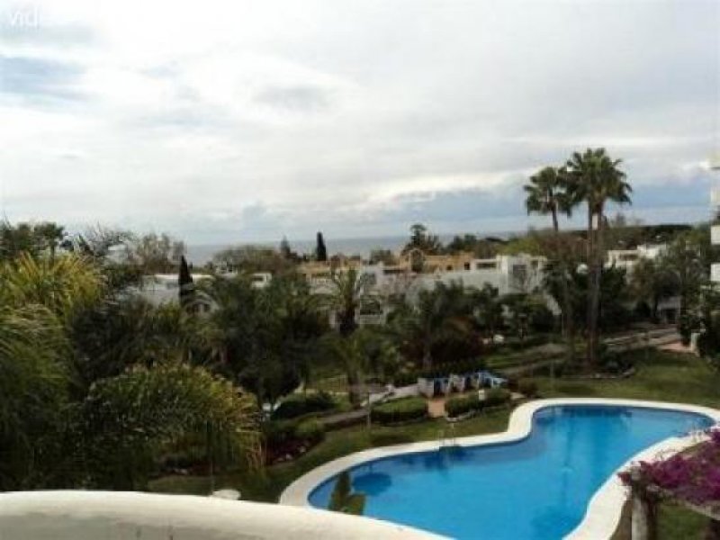Marbella Appartement an der Goldenen Meile, renovierungsbedürftig Wohnung kaufen