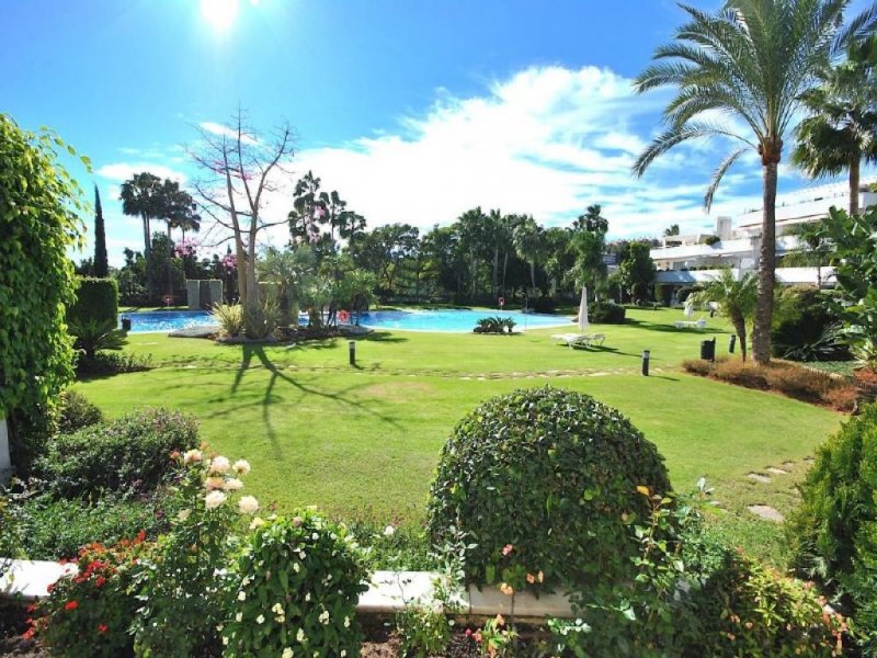 Marbella Exklusiv und stilvoll - Schöne Wohnung direkt am Golfplatz Wohnung kaufen