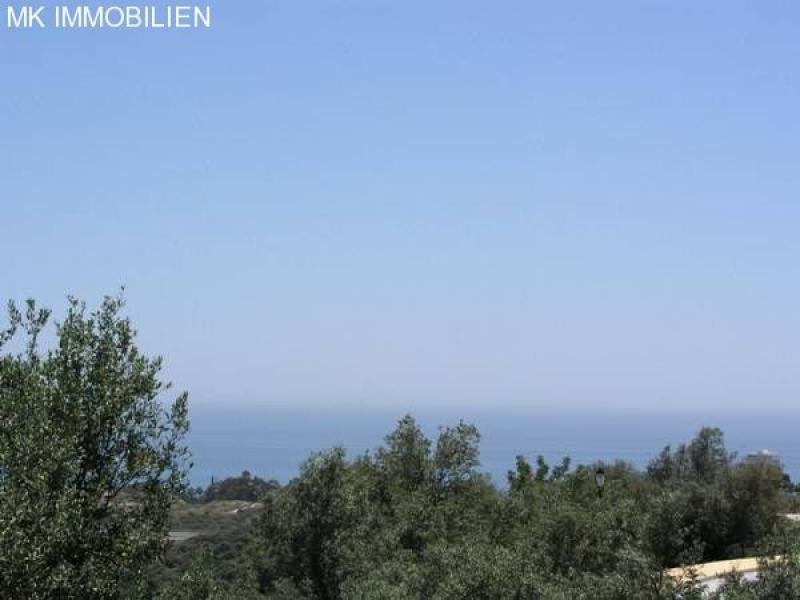 MARBELLA Grundstück mit Meerblick in der Urbanization Los Monteros Alto Grundstück kaufen