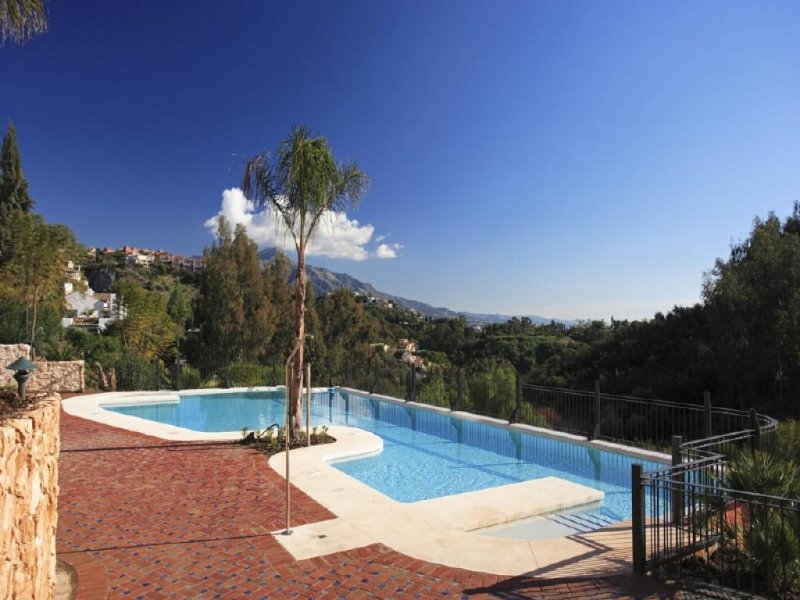 Marbella Luxuriöse Penthäuser in bester Lage mit herrlichem Meerblick Haus kaufen