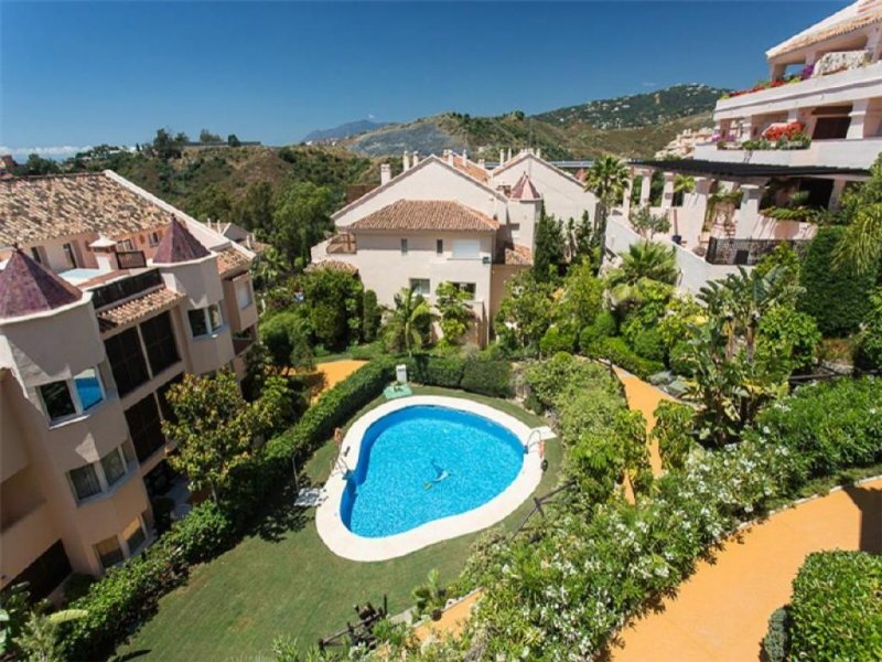 Marbella Luxuriöses Penthouse mit Meerblick Wohnung kaufen
