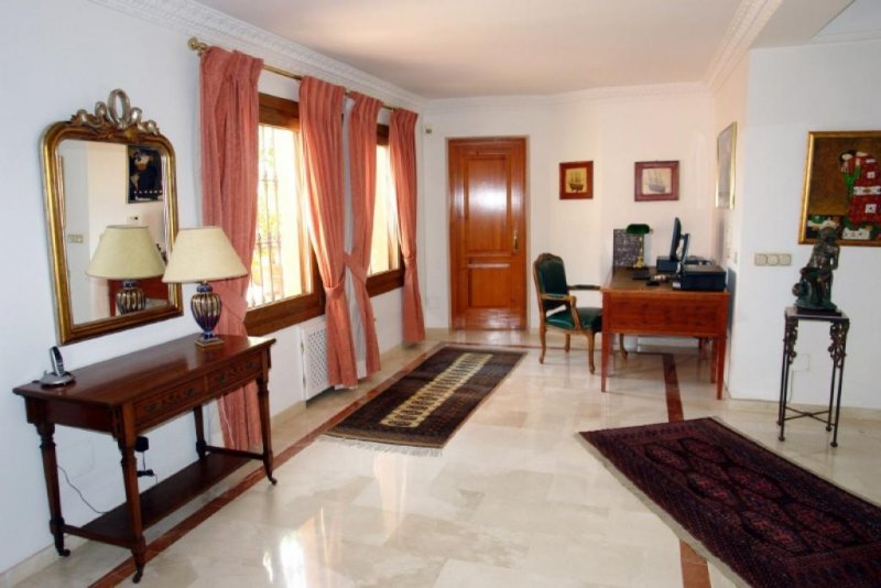 Marbella Luxus Villa in Toplage Haus kaufen