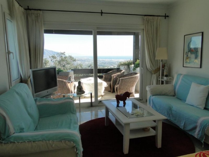 Marbella Schöne Duplex Wohnung mit herrlichem Meerblick Wohnung kaufen