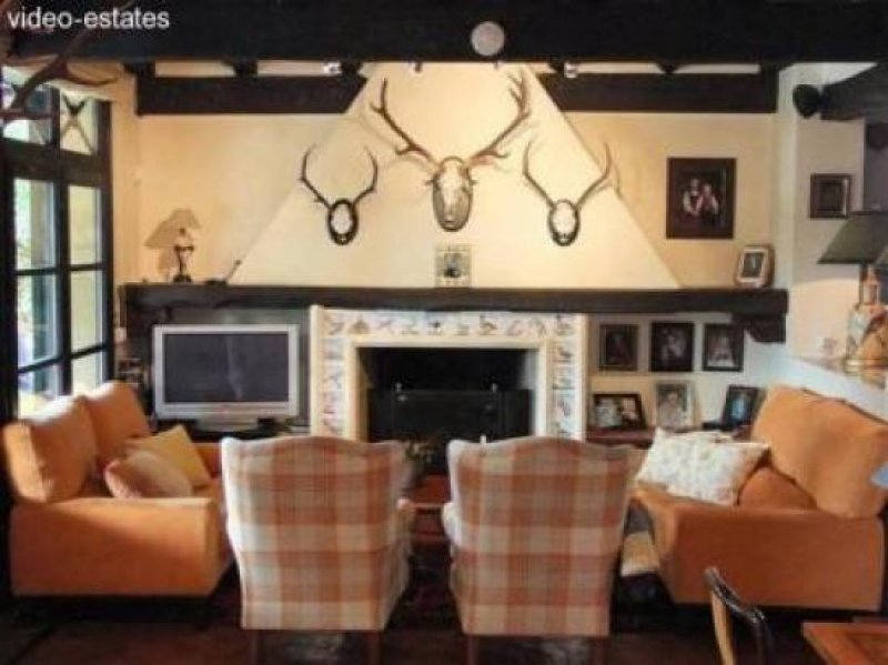 Marbella Villa im Zentrum von Marbella mit grossem Garten Haus kaufen