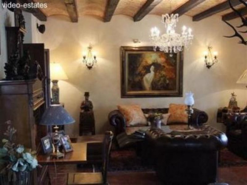 Marbella Villa im Zentrum von Marbella mit grossem Garten Haus kaufen