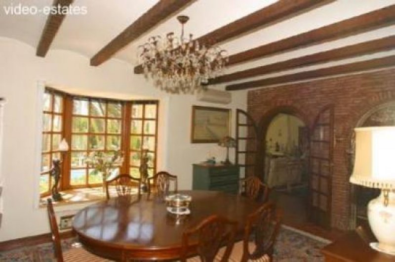 Rio Real Villa im Kolonialstil Haus kaufen