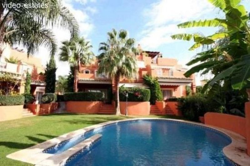 Marbella Reihenhaus von 800.000,- Euro reduziert, 2 Linie Strand Haus kaufen