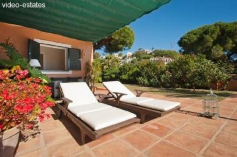 Elviria Freistehende Villa in hervorragendem Zustand Haus kaufen