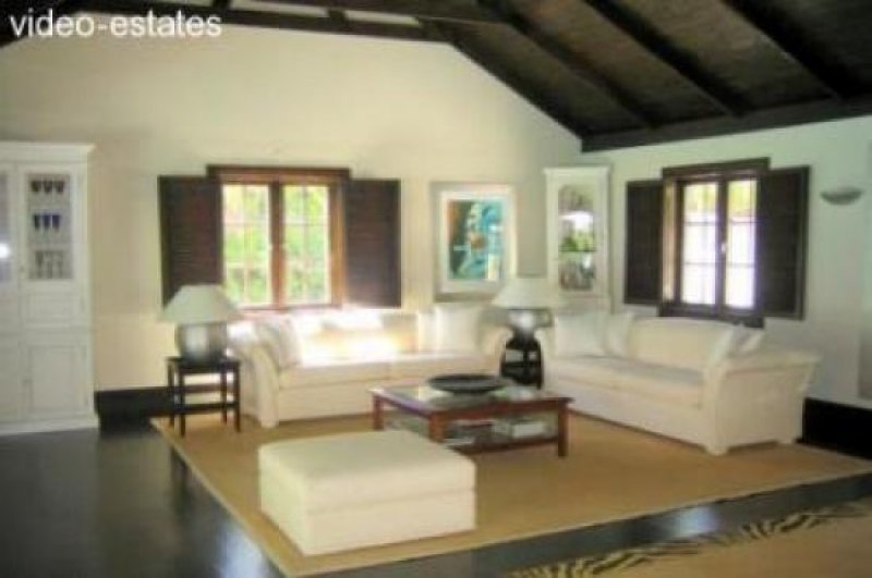 Elviria Blockhaus zwischen Malaga und Marbella Haus kaufen