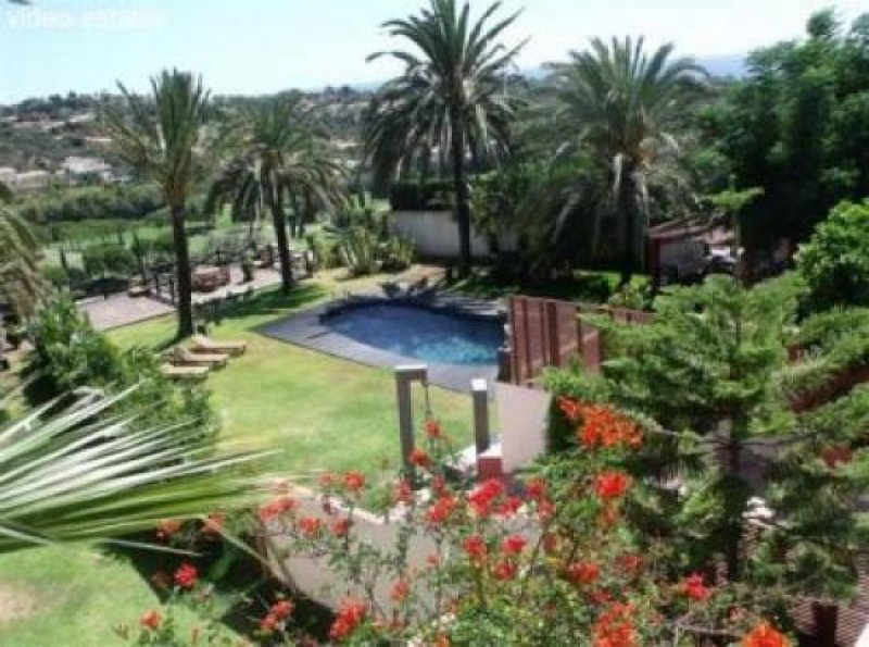 Elviria Freistehende Villa mit 5 Schlafzimmern Haus kaufen