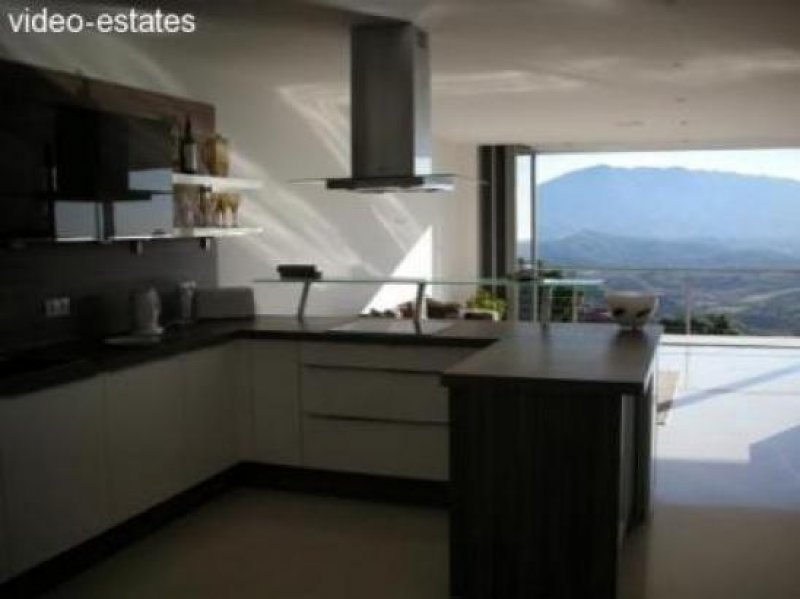 Marbella Villa mit atemberaubendem Ausblick Haus kaufen