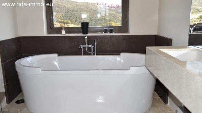 Estepona HDA-immo.eu: Luxus Villa am Golfplatz Los Flamingos in Estepona Haus kaufen