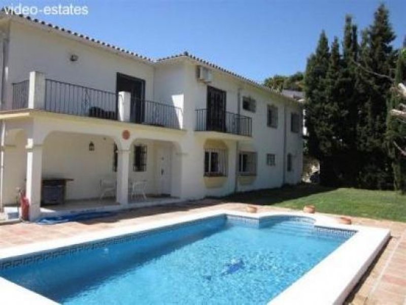 El Coto Villa zwischen Fuengirola und Mijas-Costa an der Costa del Sol Haus kaufen