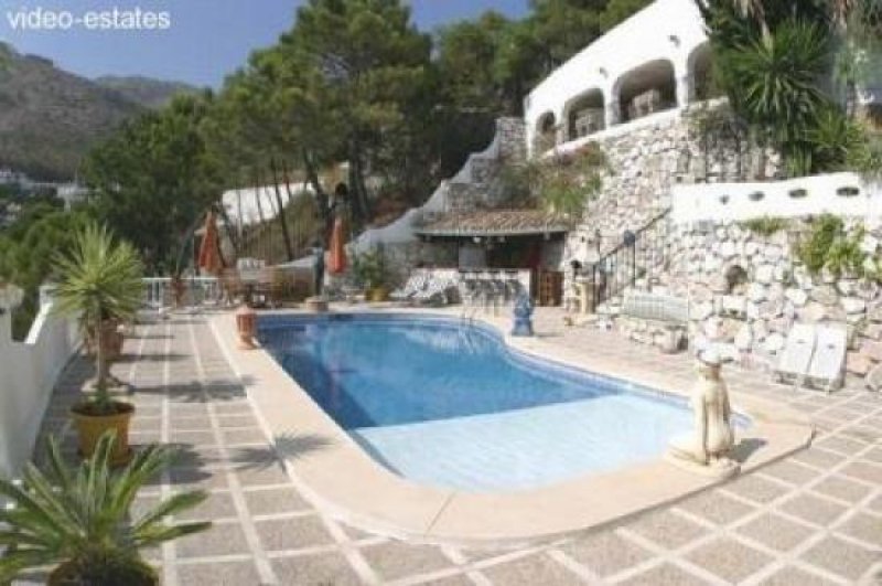 Mijas-Pueblo Villa in Mijas-Pueblo, kürzlich renoviert, mit spektakulärem Meerblick Haus kaufen