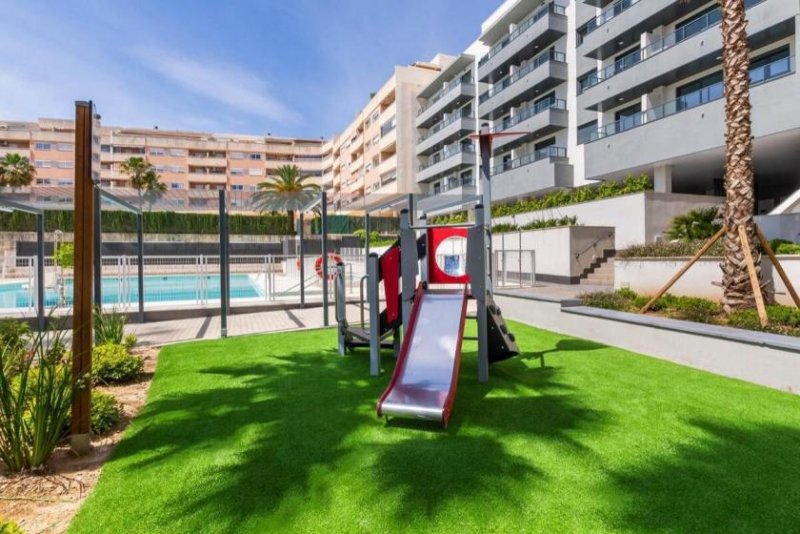 Mijas Preiswertes Neubau-Apartment mit Extras in schöner Anlage Wohnung kaufen