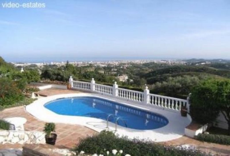 Mijas Villa auf einer Ebene mit Meerblick zwischen Mijas-Pueblo und Fuengirola Haus kaufen