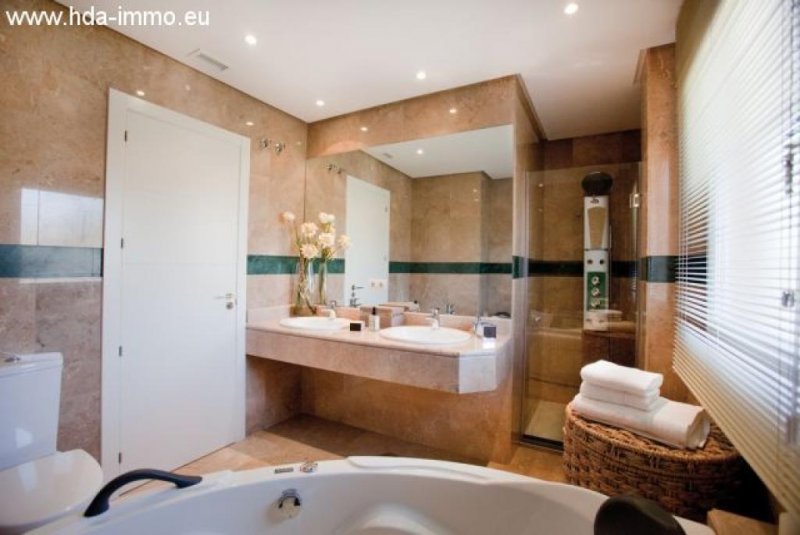 Marbella West HDA-immo.eu: Luxus Neubau 3 Schlafzimmer Wohnung in Nueva Andalucia Wohnung kaufen