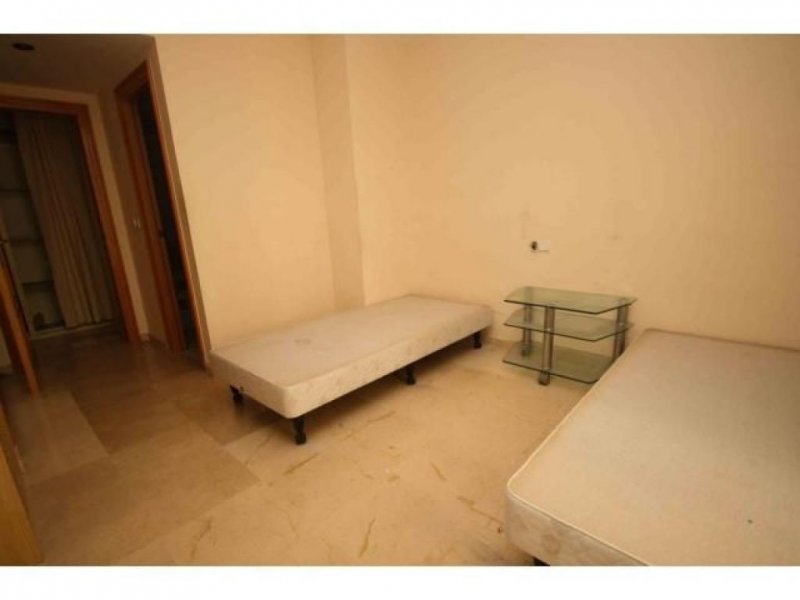 San Pedro de Alcantara HDA-immo.eu: 3 Schlafzimmer Ferienwohnung direkt am Golfplatz, von Bank, zu verkaufen. Wohnung kaufen