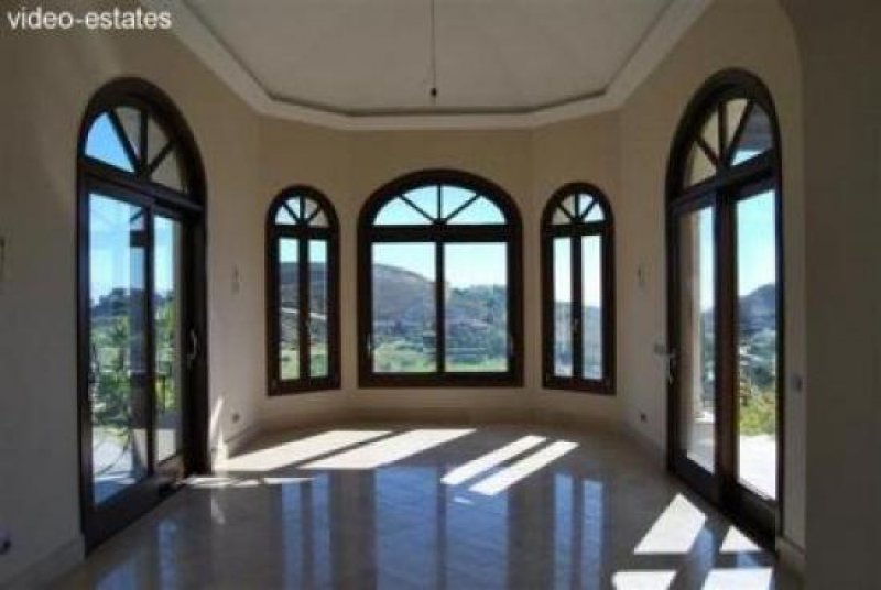 Benahavis Luxusvilla in Benahavis Haus kaufen