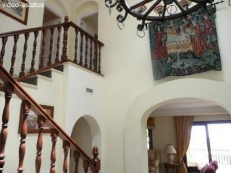 Benahavis Villa in El Paraiso Haus kaufen