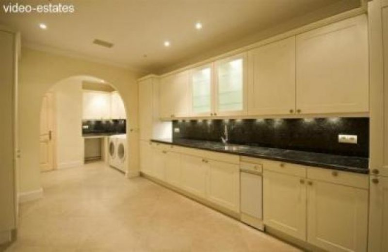 Benahavis Villa mit Wohnung für Gäste Haus kaufen