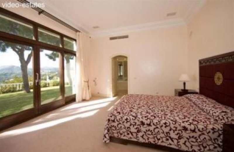 Benahavis Villa mit Wohnung für Gäste Haus kaufen