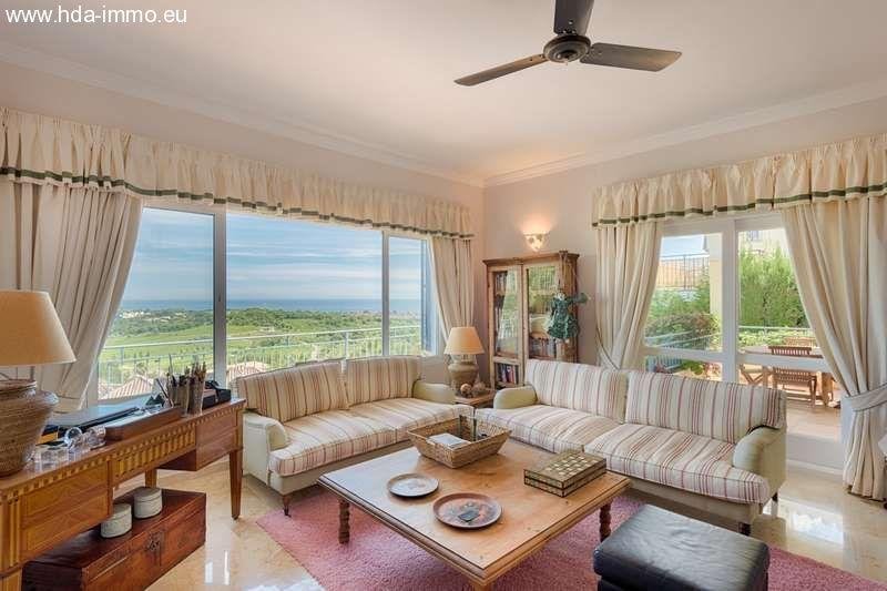 Benahavís hda-immo.eu: zauberhafte Villa in einem Komplex von 4 Wohnungen auf dem Hügel von El Paraiso Alto. Benahavis Haus kaufen