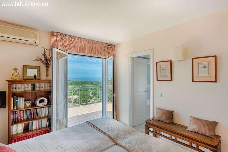 Benahavís hda-immo.eu: zauberhafte Villa in einem Komplex von 4 Wohnungen auf dem Hügel von El Paraiso Alto. Benahavis Haus kaufen