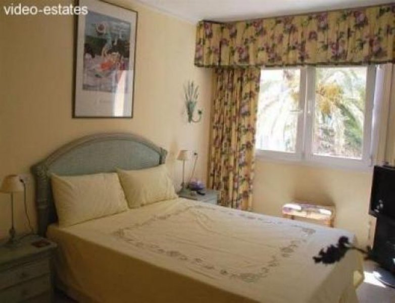 Estepona Appartement im Hafen mit herrlichem Ausblick Wohnung kaufen