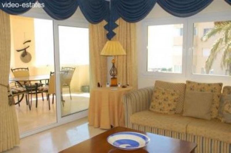 Estepona Appartement im Hafen mit herrlichem Ausblick Wohnung kaufen