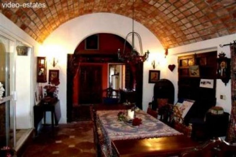 Estepona außergewöhnliche Finca in ganz eigenem Stil Haus kaufen