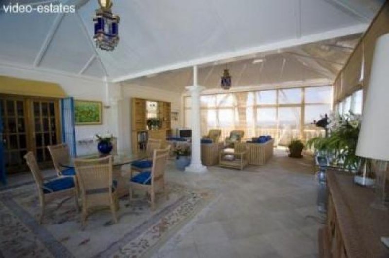 Estepona Finca zwischen Marbella und Estepona, modern und hochwertig ausgestattet Haus kaufen